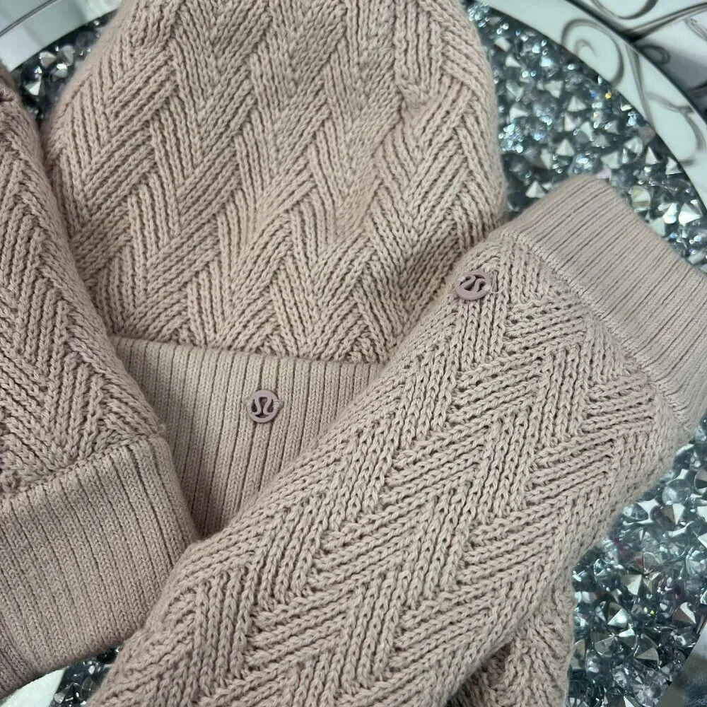 Lululemon 3 piece beanie & glove set tan beige cozy chunky-knit pink mittens fur
